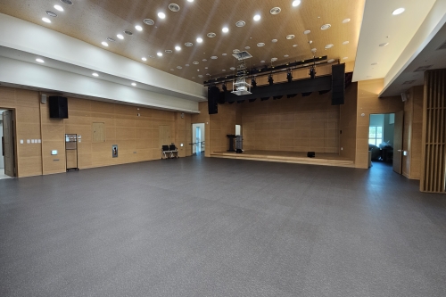 대강당